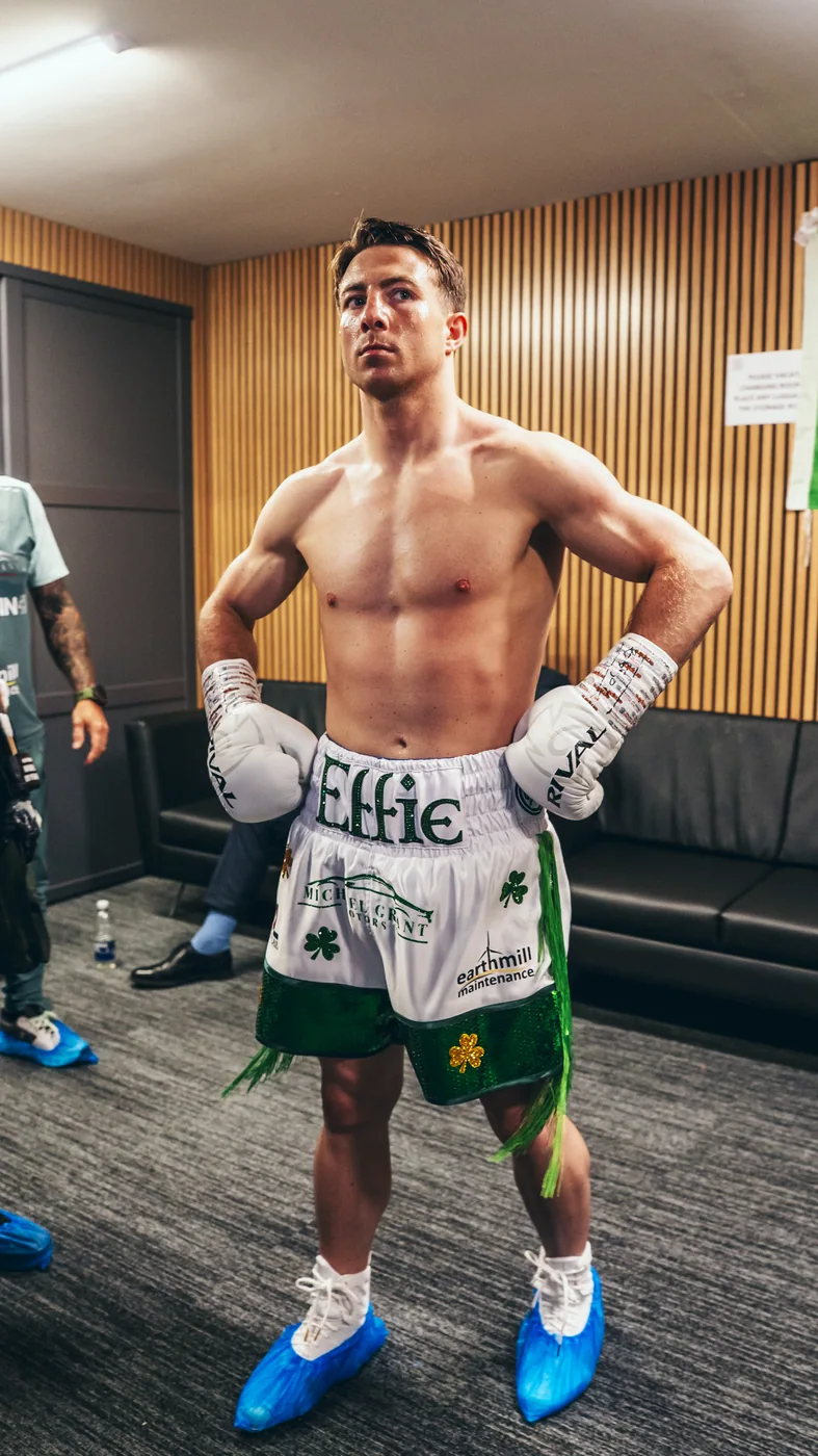 Pierce O’Leary · Fight preparation — boxing event photography