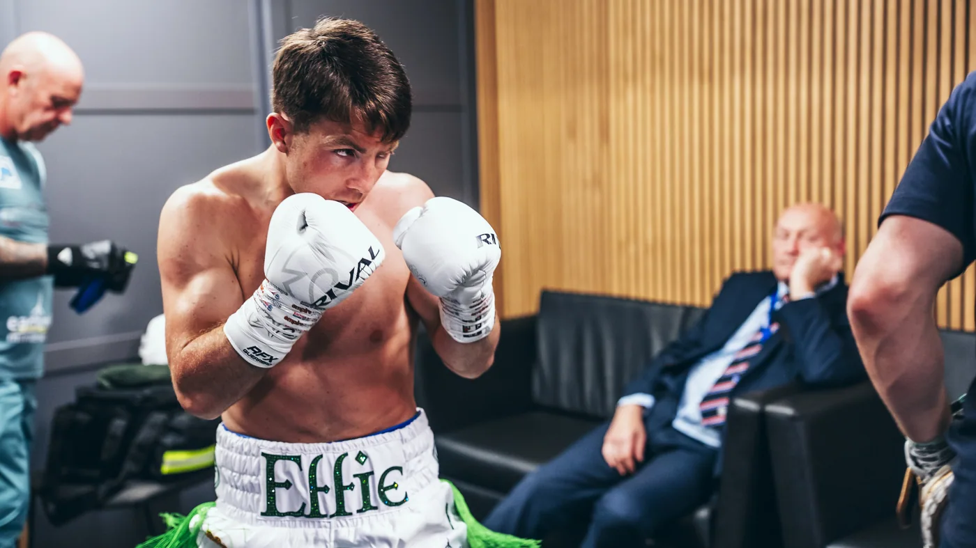 Pierce O’Leary · Fight preparation — boxing event photography