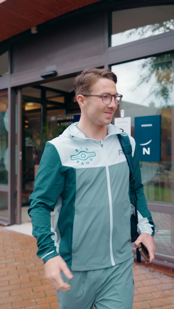 Pierce O’Leary arriving for fight night